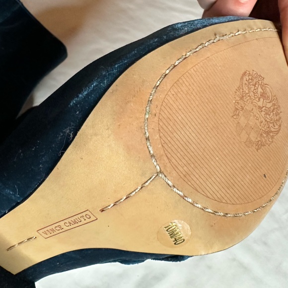 Blue Velvet Vince Camuto booties in great condition. Worn around the house! - Picture 2 of 5